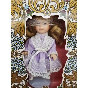 World Gallery Special Commemorative Samantha Doll 1994